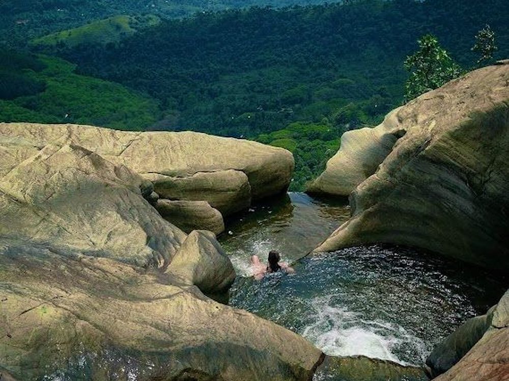Diyaluma Falls, Sri Lanka — The island's second-highest, with cliff-top pools. Private driver and tours.